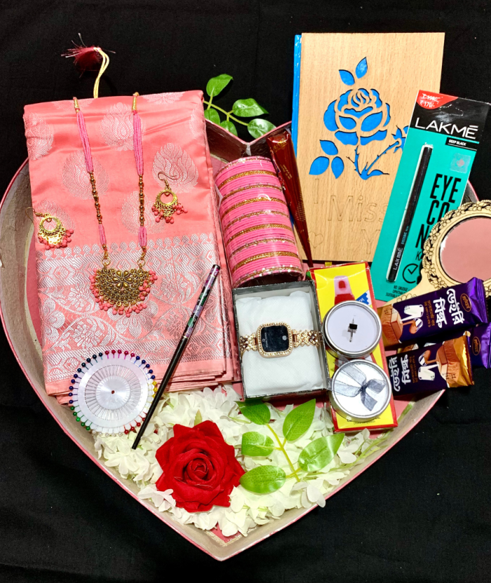 নকশী পল্লী প্রিমিয়াম গিফট বক্স