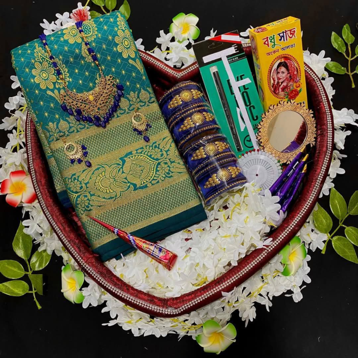 নকশী পল্লী প্রিমিয়াম গিফট বক্স