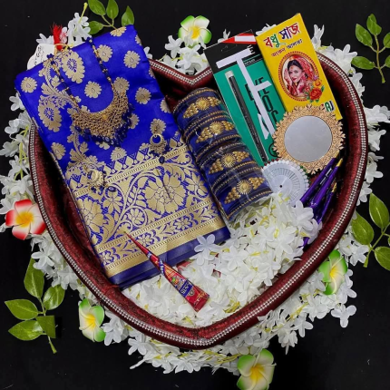 নকশী পল্লী প্রিমিয়াম গিফট বক্স