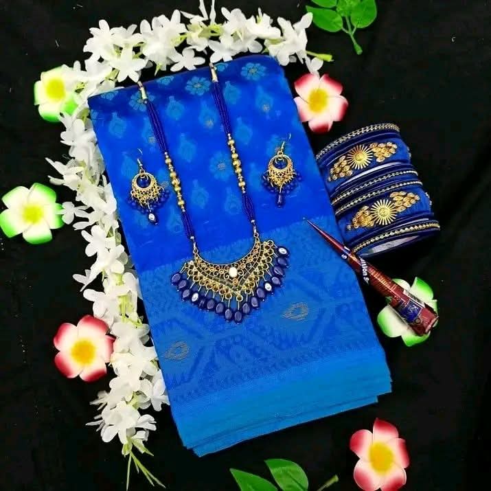 Nill saree nokshipolli