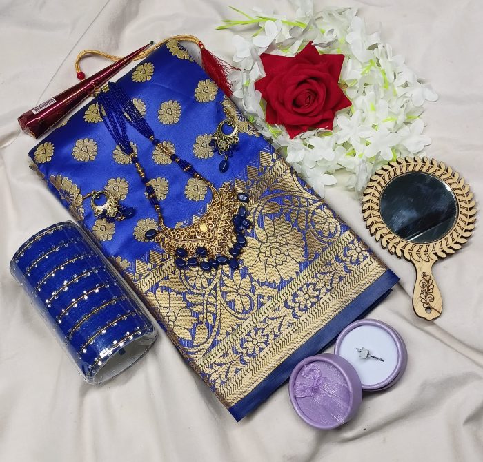 নীল শাড়ীর প্রিমিয়াম কম্বো